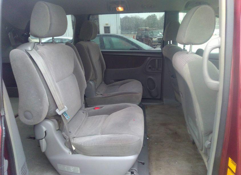 Photo 8 of 2006 Toyota Sienna LE (VIN 5TDZA23C06S478298)