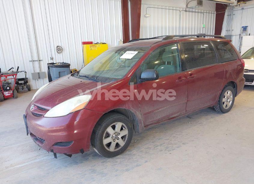 Photo 2 of 2006 Toyota Sienna CE/LE (VIN 5TDZA23C06S495845)