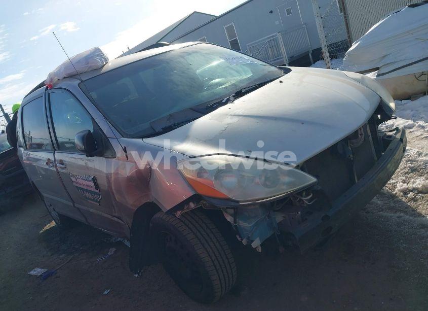 2006 Toyota Sienna LE (VIN 5TDZA23C06S523076) main photo