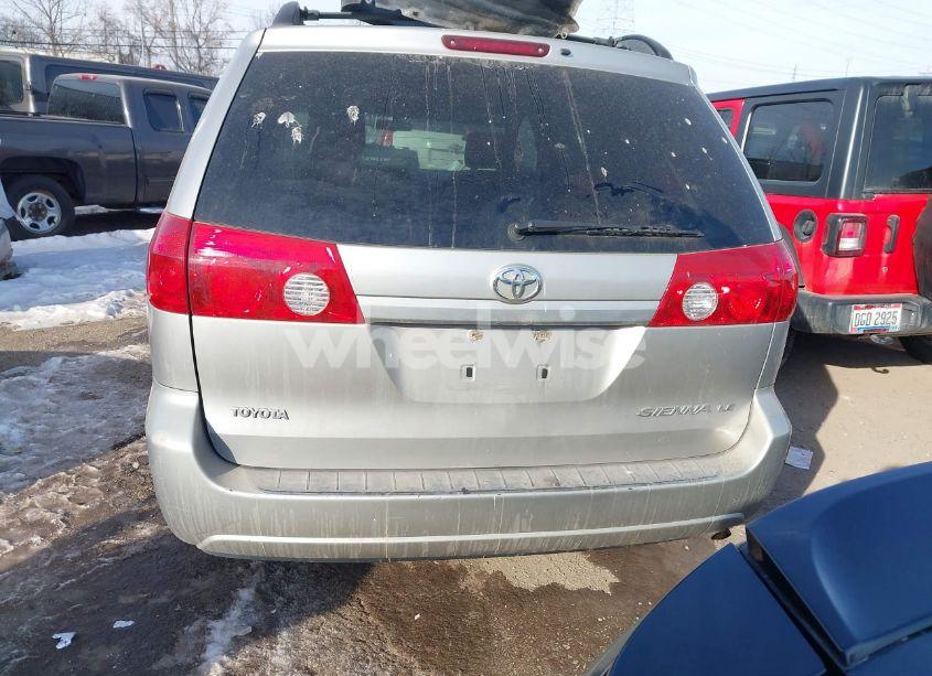 Photo 16 of 2006 Toyota Sienna LE (VIN 5TDZA23C06S523076)