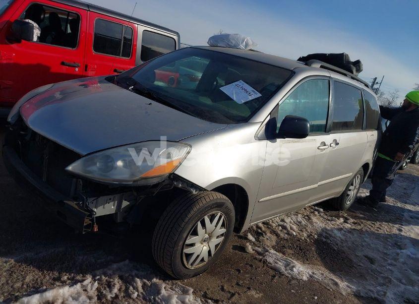 Photo 2 of 2006 Toyota Sienna LE (VIN 5TDZA23C06S523076)
