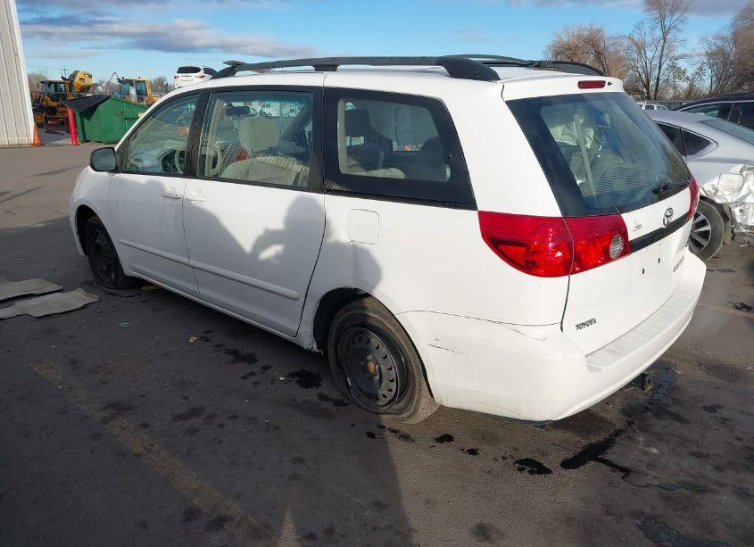 Photo 3 of 2006 Toyota Sienna CE (VIN 5TDZA23C06S524177)