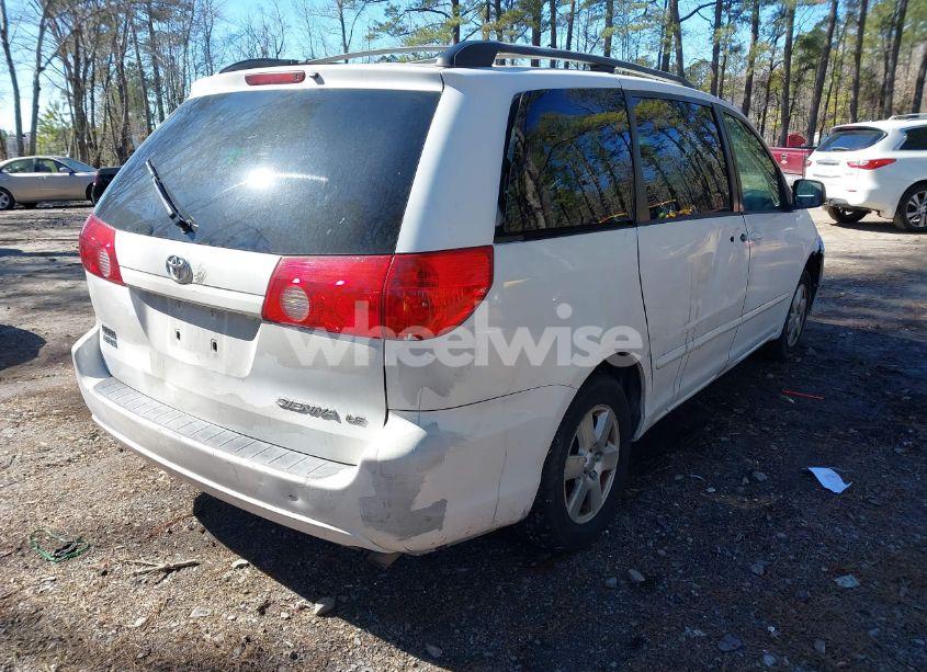 Photo 4 of 2006 Toyota Sienna LE (VIN 5TDZA23C06S531579)