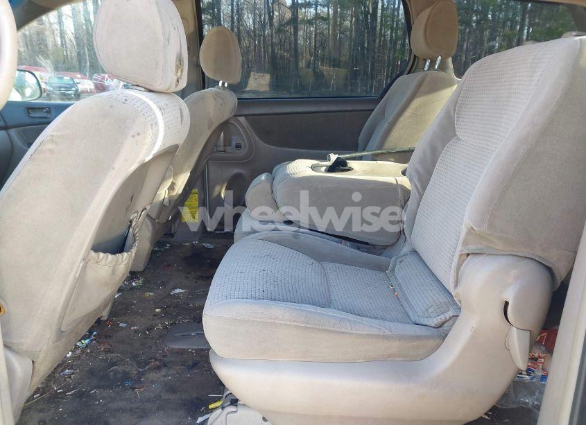 Photo 8 of 2006 Toyota Sienna LE (VIN 5TDZA23C06S531579)