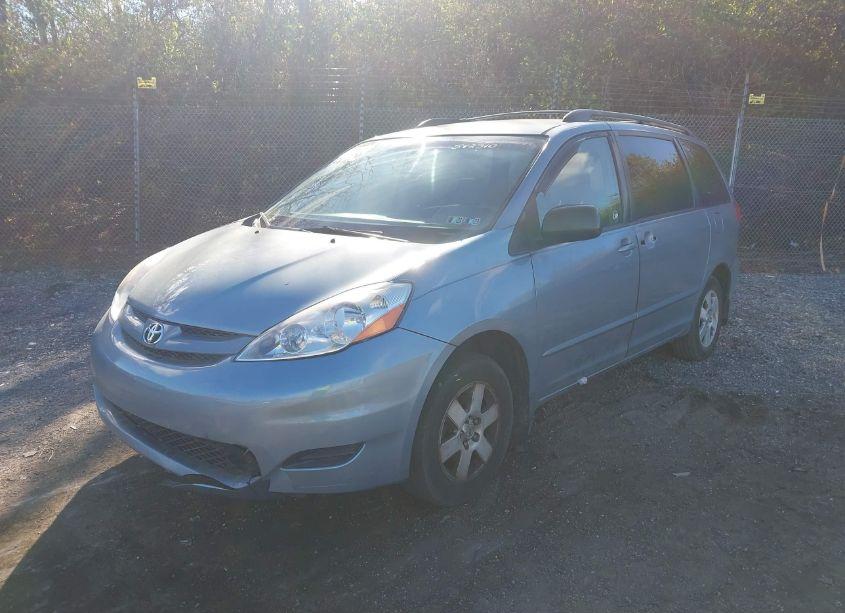 Photo 6 of 2006 Toyota Sienna LE (VIN 5TDZA23C06S542310)