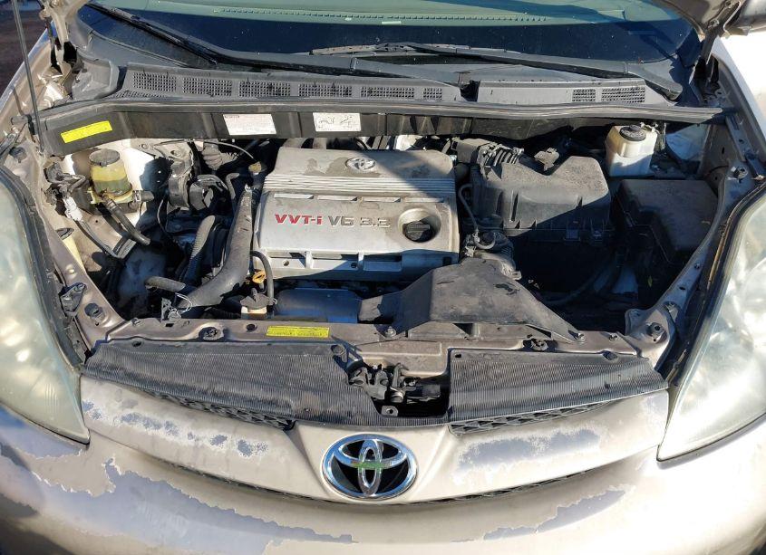 Photo 10 of 2006 Toyota Sienna LE (VIN 5TDZA23C06S555817)