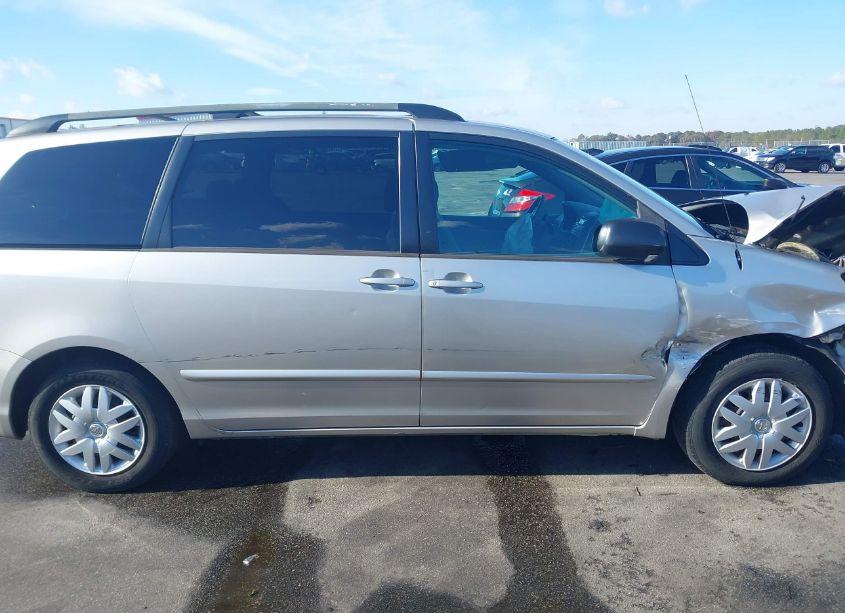 Photo 14 of 2006 Toyota Sienna LE (VIN 5TDZA23C06S562444)