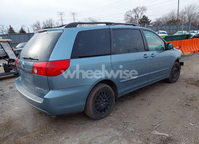Photo 4 of 2006 Toyota Sienna LE (VIN 5TDZA23C06S563996)