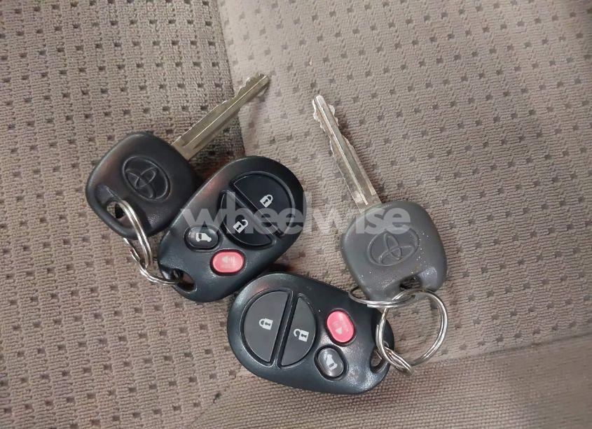 Photo 11 of 2006 Toyota Sienna LE (VIN 5TDZA23C06S575503)