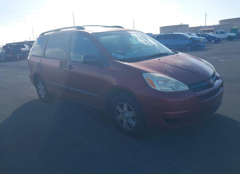 2004 Toyota Sienna LE (VIN 5TDZA23C14S000405) main photo