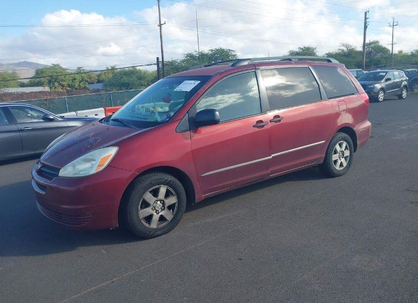 Photo 2 of 2004 Toyota Sienna LE (VIN 5TDZA23C14S000405)