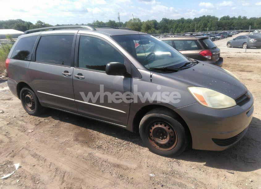 2004 Toyota Sienna LE (VIN 5TDZA23C14S001795) main photo