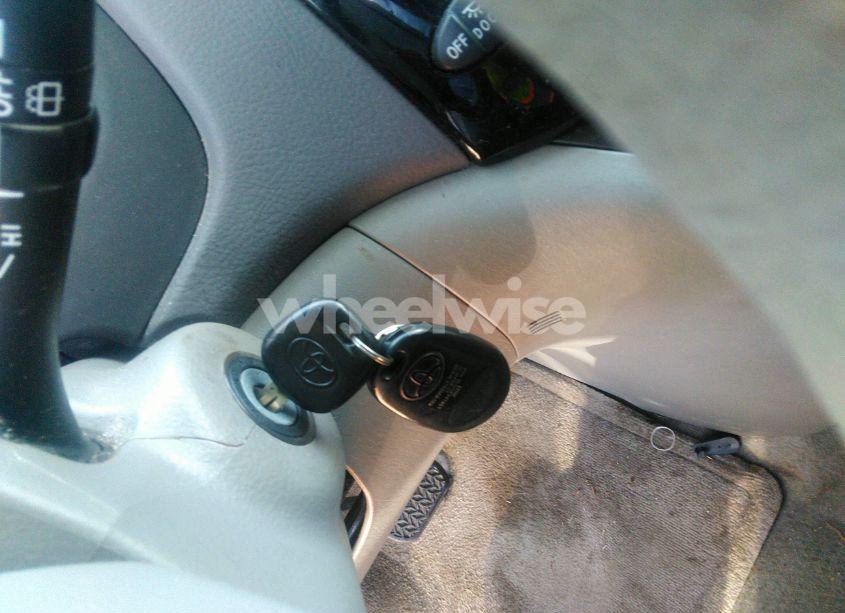 Photo 11 of 2004 Toyota Sienna LE (VIN 5TDZA23C14S001795)