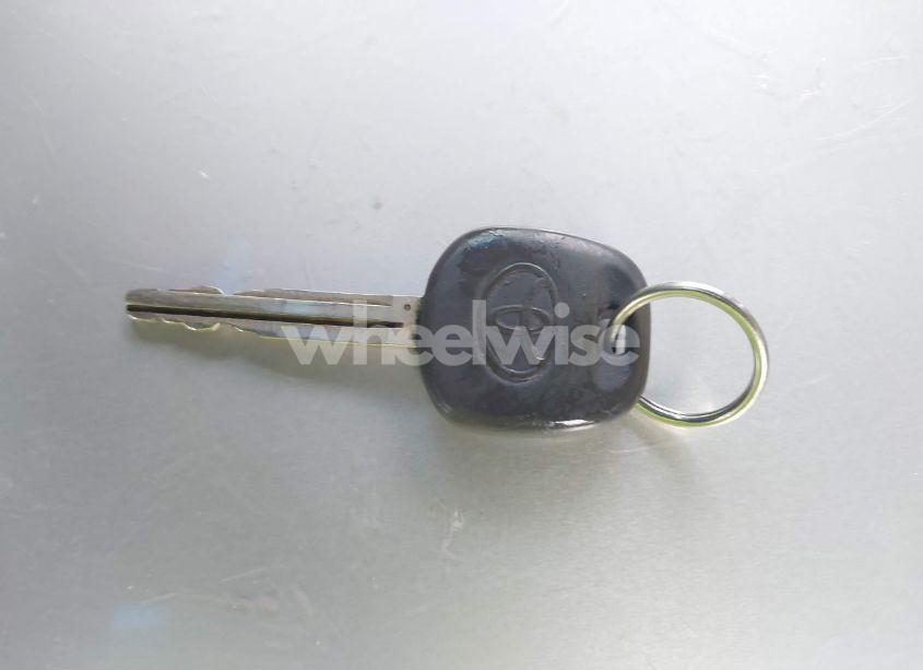 Photo 11 of 2004 Toyota Sienna LE (VIN 5TDZA23C14S018743)