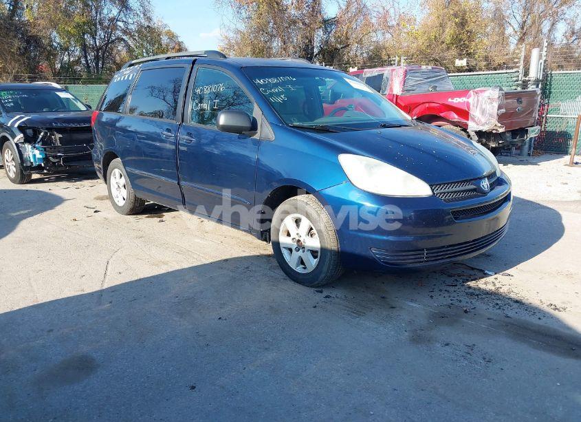 2004 Toyota Sienna LE (VIN 5TDZA23C14S071507) main photo