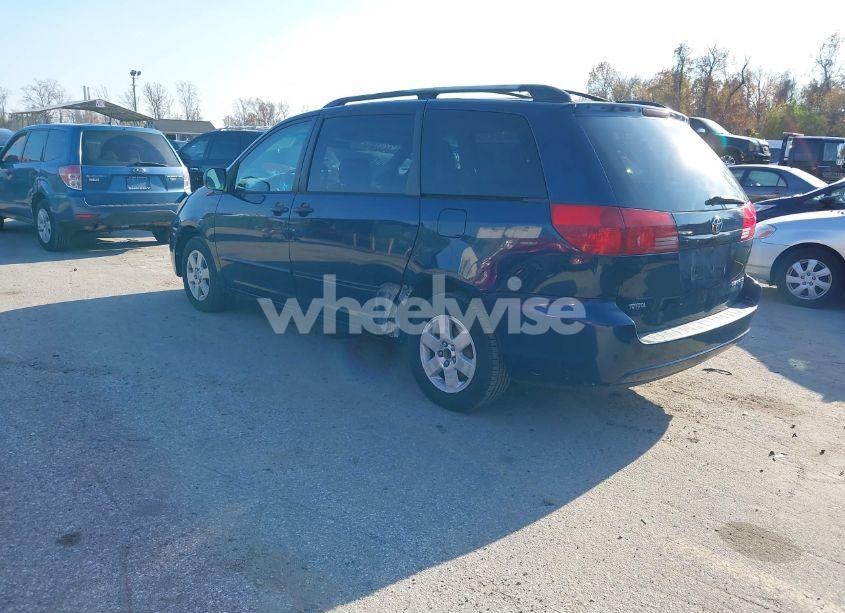 Photo 3 of 2004 Toyota Sienna LE (VIN 5TDZA23C14S071507)