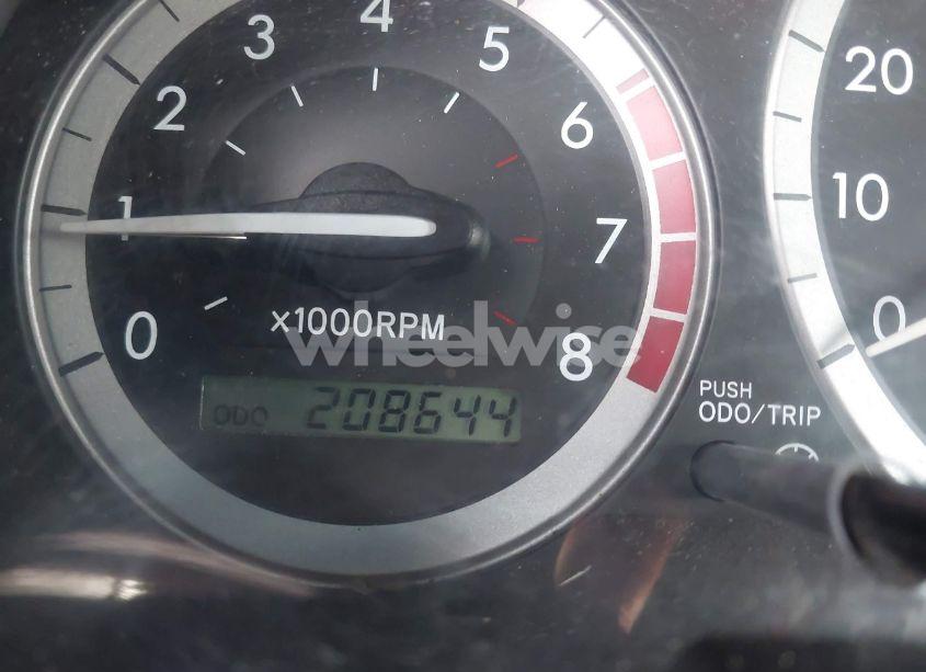 Photo 7 of 2004 Toyota Sienna LE (VIN 5TDZA23C14S101329)