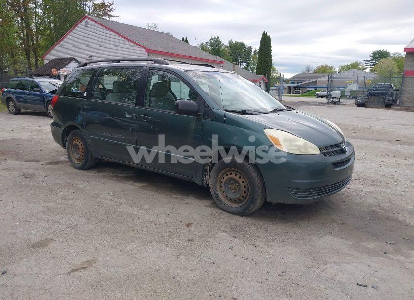 2004 Toyota Sienna CE (VIN 5TDZA23C14S106417) main photo