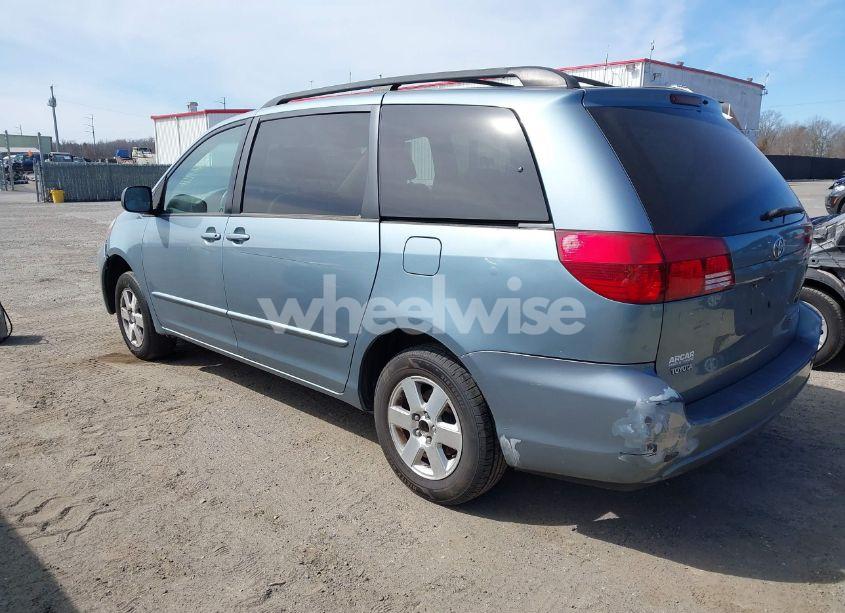 Photo 3 of 2004 Toyota Sienna LE (VIN 5TDZA23C14S141393)
