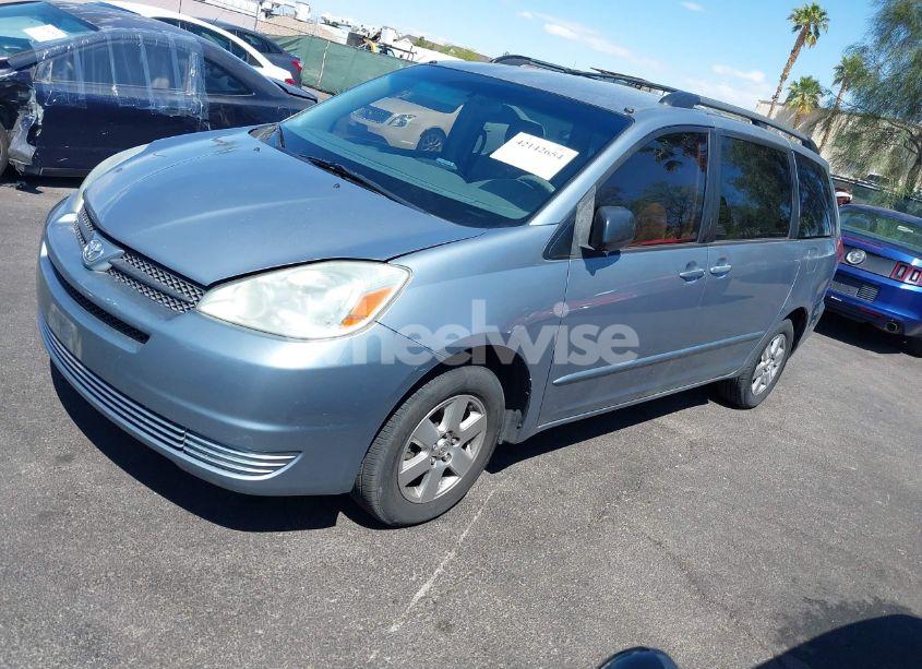 Photo 2 of 2004 Toyota Sienna LE (VIN 5TDZA23C14S146545)