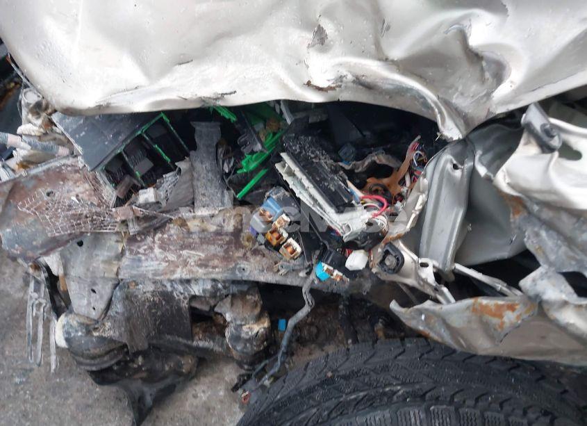 Photo 11 of 2004 Toyota Sienna LE (VIN 5TDZA23C14S190108)