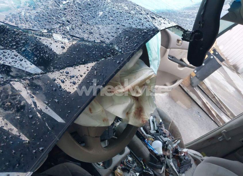 Photo 12 of 2004 Toyota Sienna LE (VIN 5TDZA23C14S190108)