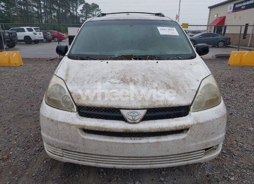 Photo 6 of 2004 Toyota Sienna LE (VIN 5TDZA23C14S197379)