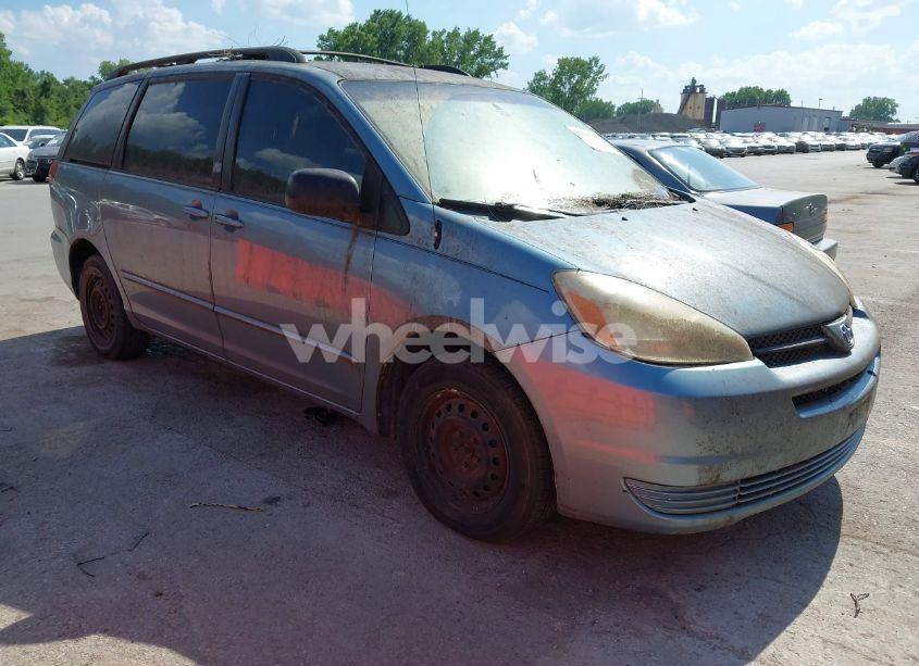 2005 Toyota Sienna CE (VIN 5TDZA23C15S223321) main photo