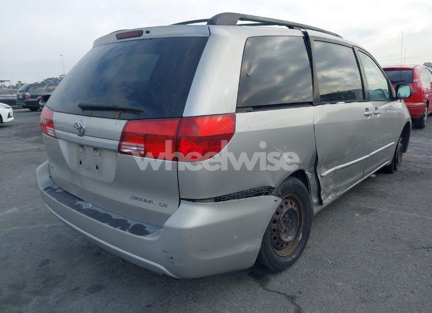 Photo 4 of 2005 Toyota Sienna LE (VIN 5TDZA23C15S228728)