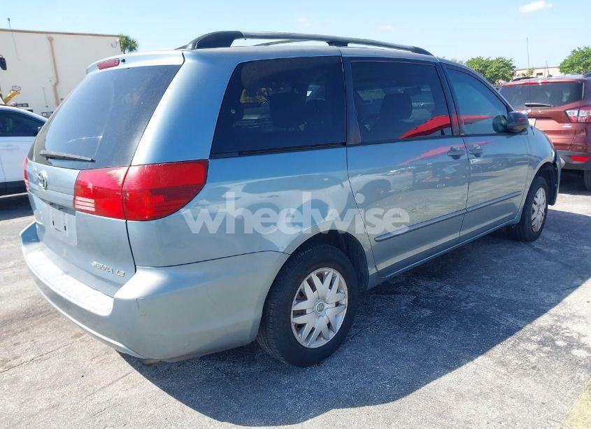 Photo 4 of 2005 Toyota Sienna LE (VIN 5TDZA23C15S257520)
