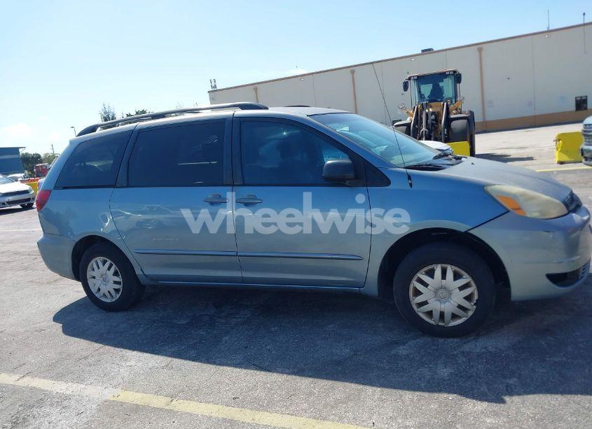 Photo 6 of 2005 Toyota Sienna LE (VIN 5TDZA23C15S257520)