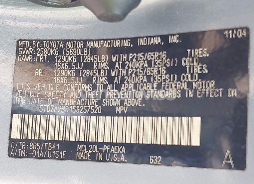 Photo 9 of 2005 Toyota Sienna LE (VIN 5TDZA23C15S257520)