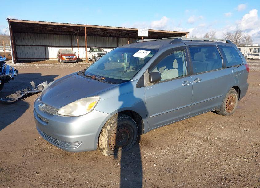 Photo 6 of 2005 Toyota Sienna CE (VIN 5TDZA23C15S286032)