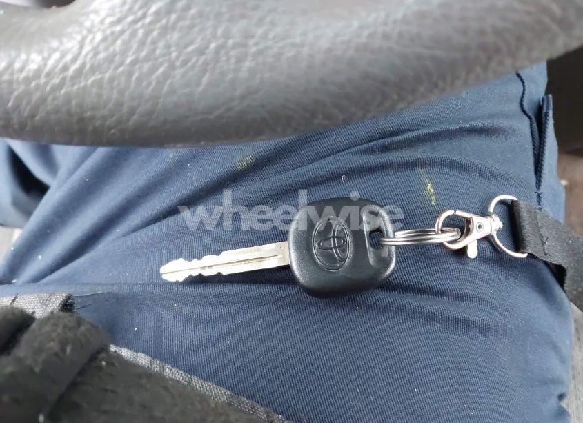 Photo 11 of 2005 Toyota Sienna LE (VIN 5TDZA23C15S291067)