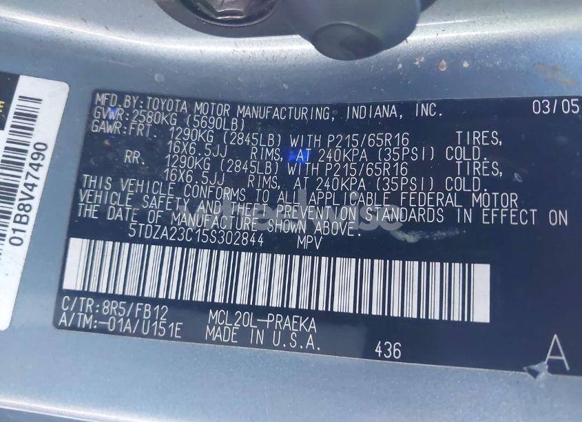 Photo 9 of 2005 Toyota Sienna LE (VIN 5TDZA23C15S302844)