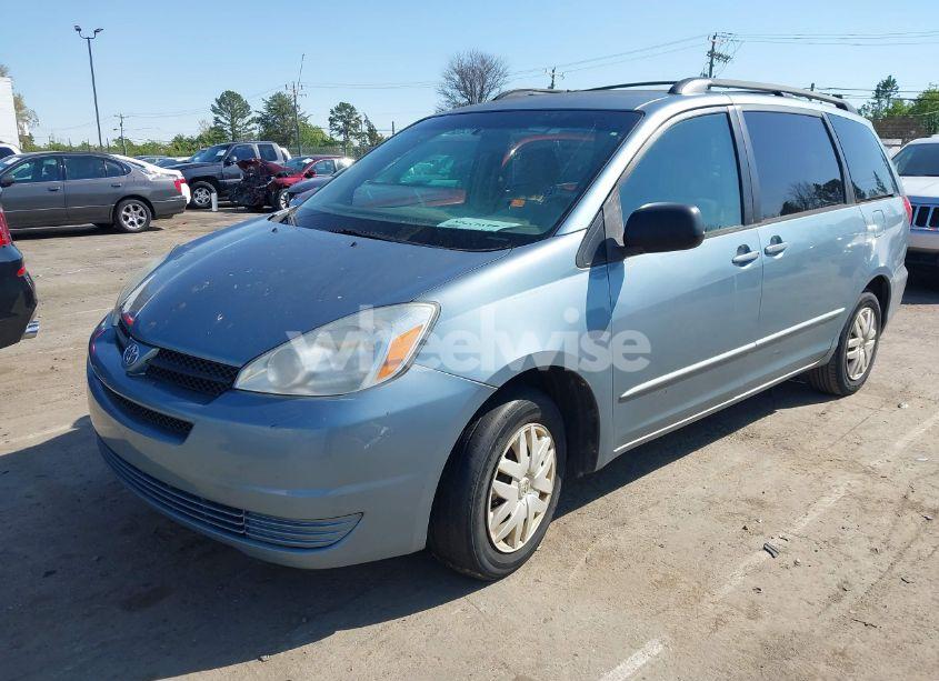 Photo 2 of 2005 Toyota Sienna LE (VIN 5TDZA23C15S361375)