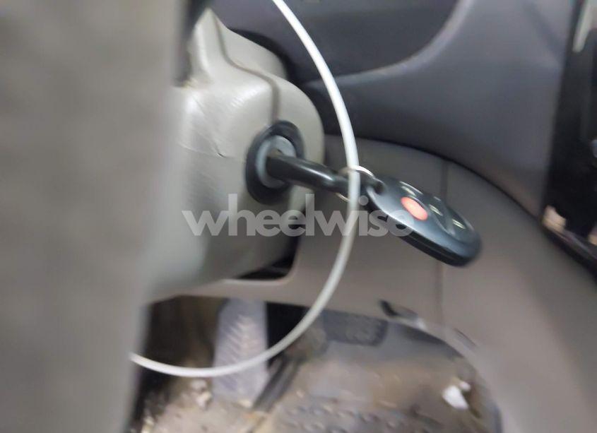 Photo 11 of 2005 Toyota Sienna LE (VIN 5TDZA23C15S376927)