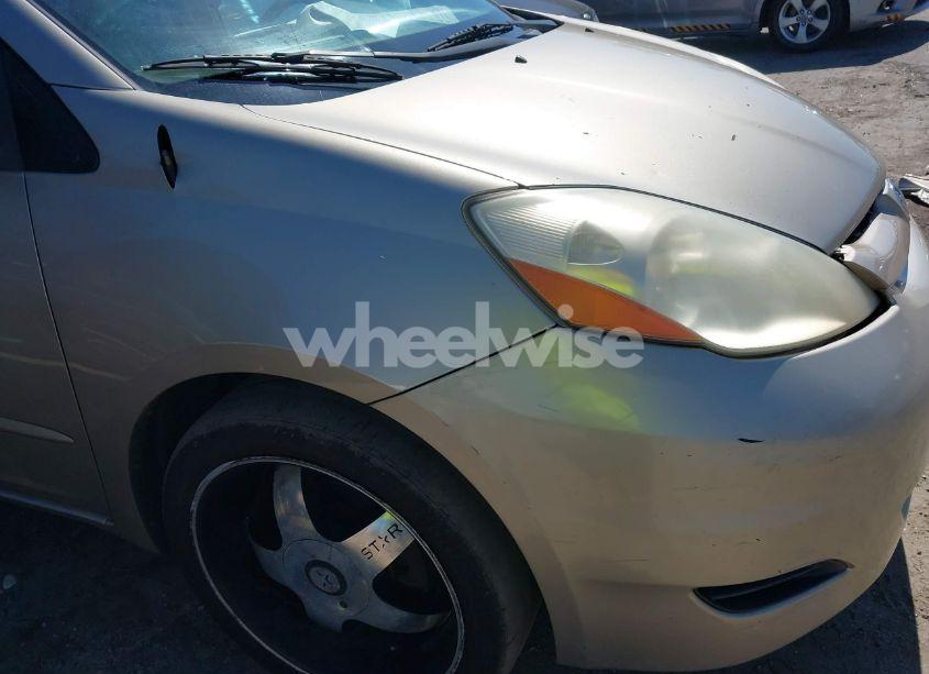 Photo 14 of 2006 Toyota Sienna CE (VIN 5TDZA23C16S410222)