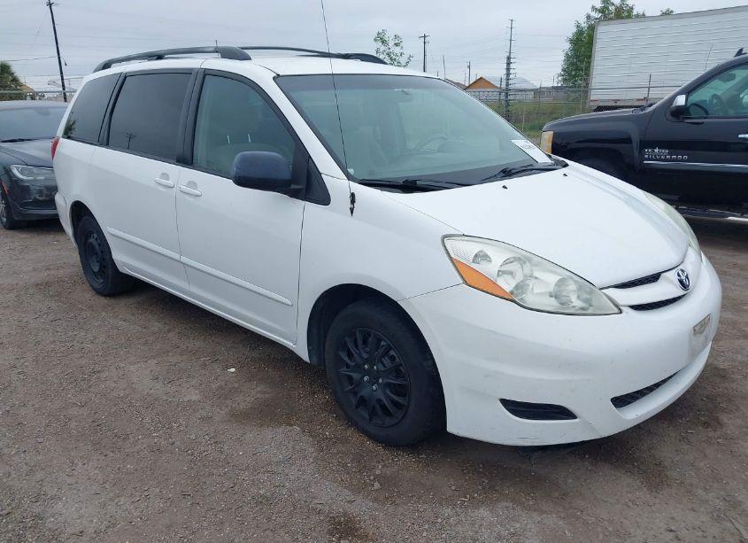 2006 Toyota Sienna LE (VIN 5TDZA23C16S415291) main photo