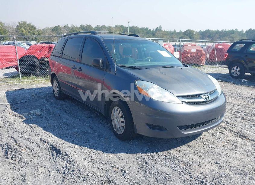 2006 Toyota Sienna LE (VIN 5TDZA23C16S417042) main photo