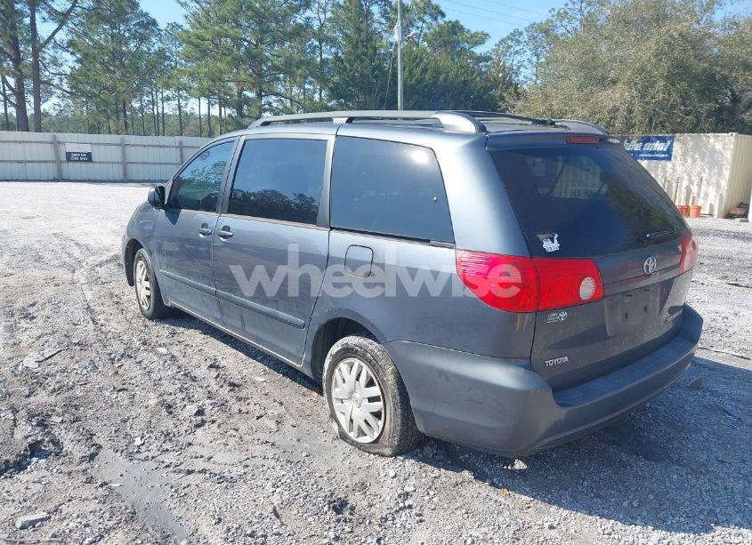 Photo 3 of 2006 Toyota Sienna LE (VIN 5TDZA23C16S417042)