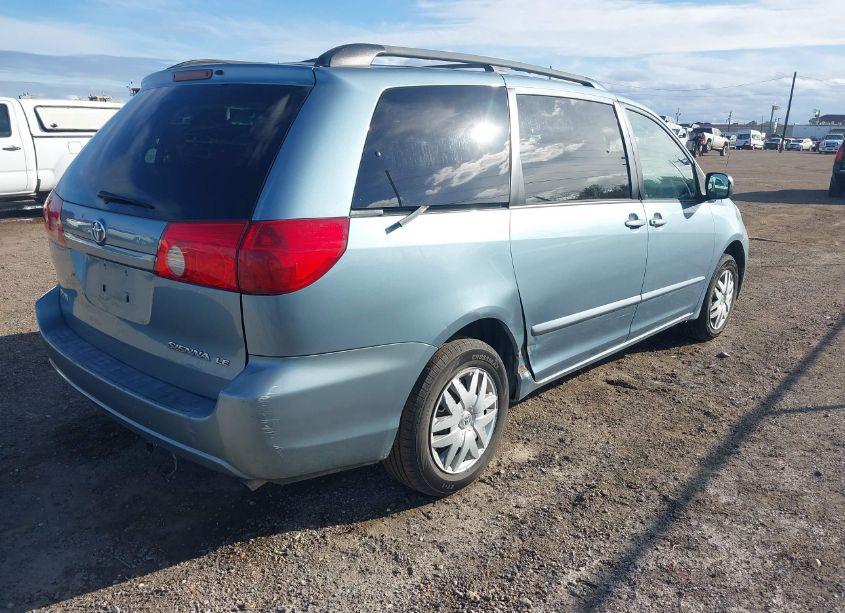 Photo 4 of 2006 Toyota Sienna LE (VIN 5TDZA23C16S428428)
