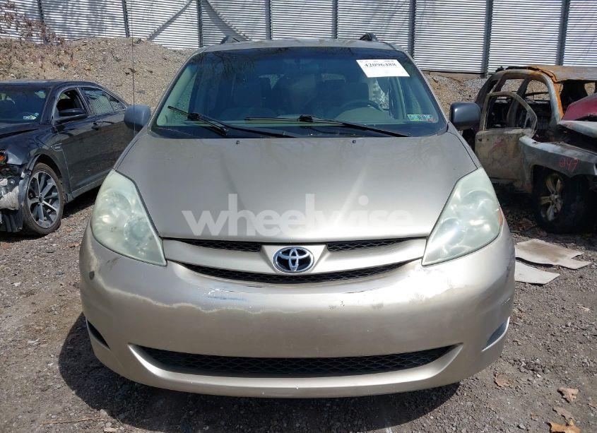 Photo 13 of 2006 Toyota Sienna LE (VIN 5TDZA23C16S428834)