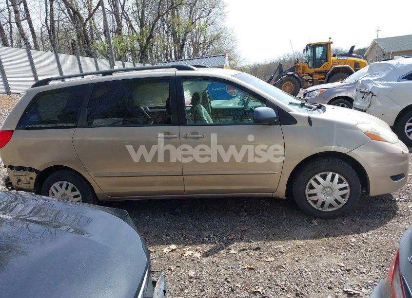 Photo 14 of 2006 Toyota Sienna LE (VIN 5TDZA23C16S428834)