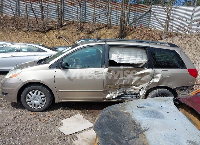 Photo 15 of 2006 Toyota Sienna LE (VIN 5TDZA23C16S428834)