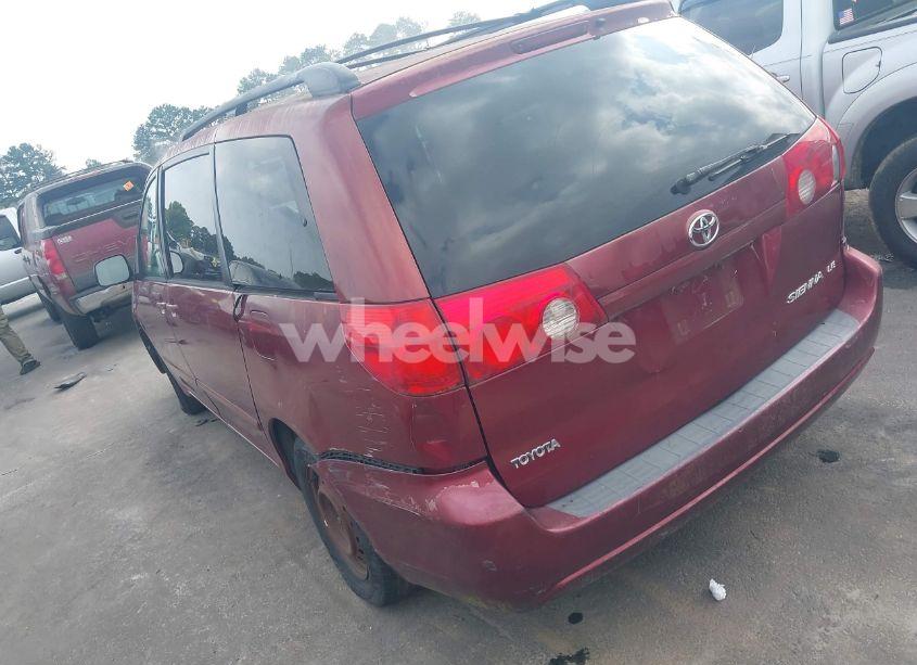 Photo 3 of 2006 Toyota Sienna LE (VIN 5TDZA23C16S445830)