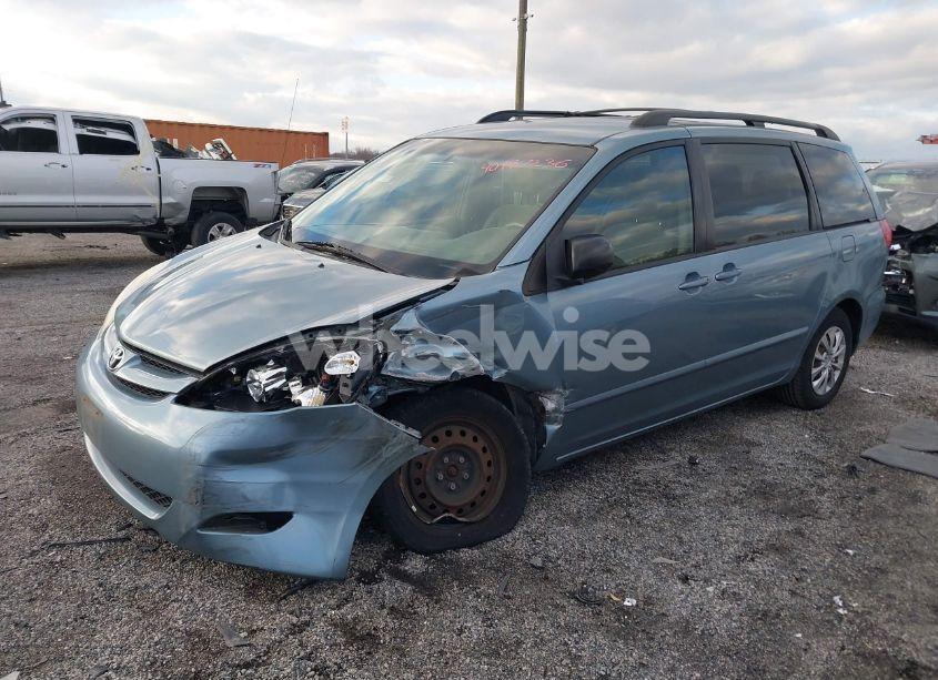 Photo 2 of 2006 Toyota Sienna CE (VIN 5TDZA23C16S455578)