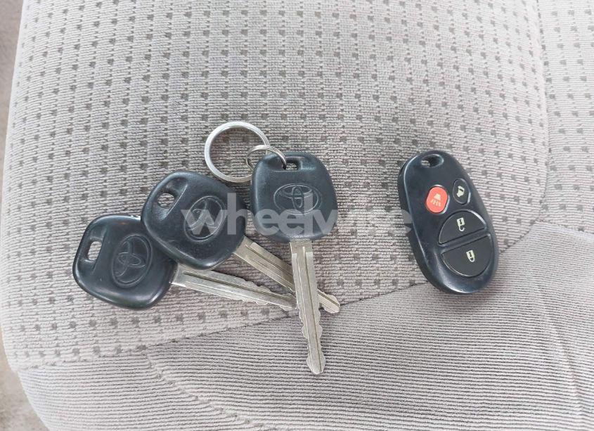 Photo 11 of 2006 Toyota Sienna LE (VIN 5TDZA23C16S491786)