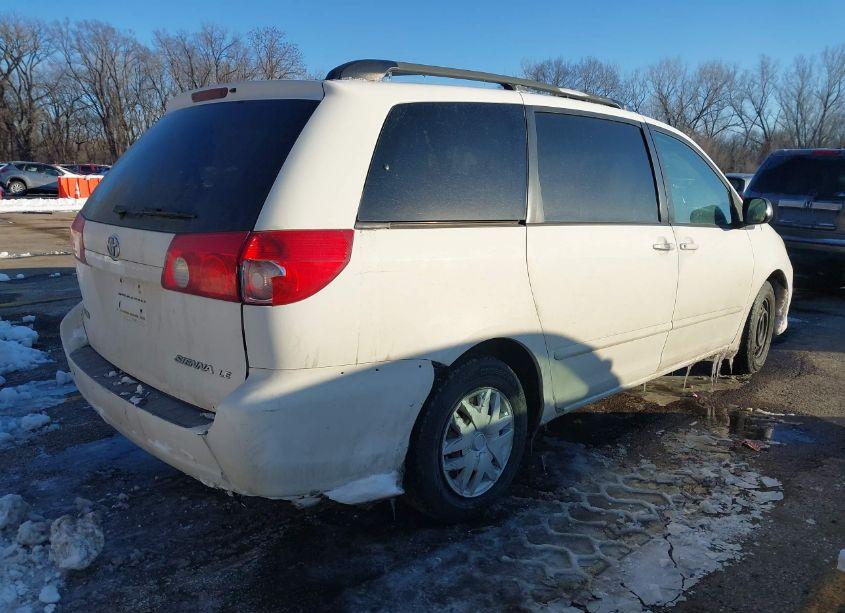 Photo 4 of 2006 Toyota Sienna LE (VIN 5TDZA23C16S495739)