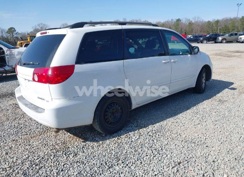 Photo 4 of 2006 Toyota Sienna LE (VIN 5TDZA23C16S495918)